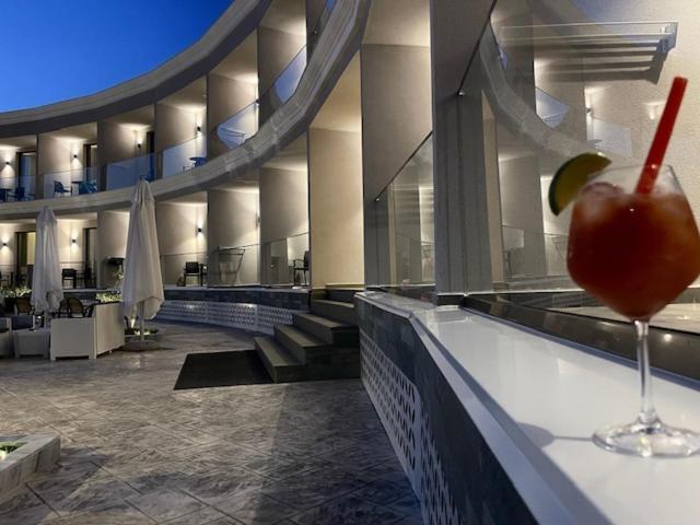 Ebbi Hotel Dhërmi Eksteriør billede